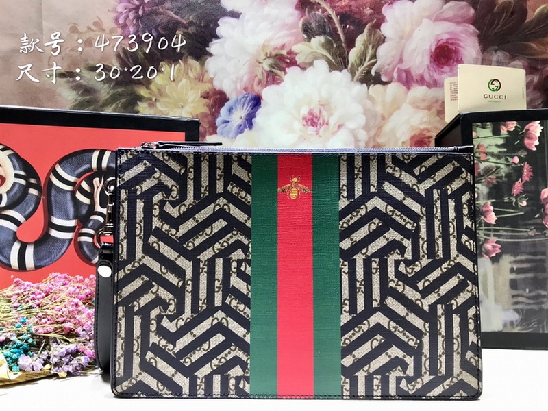 Gucci Wallets 153